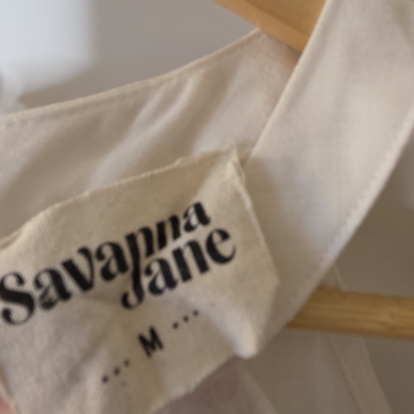 Savannah Jane white and colorful floral halter tank top in Excellent condition - Picture 4 of 7